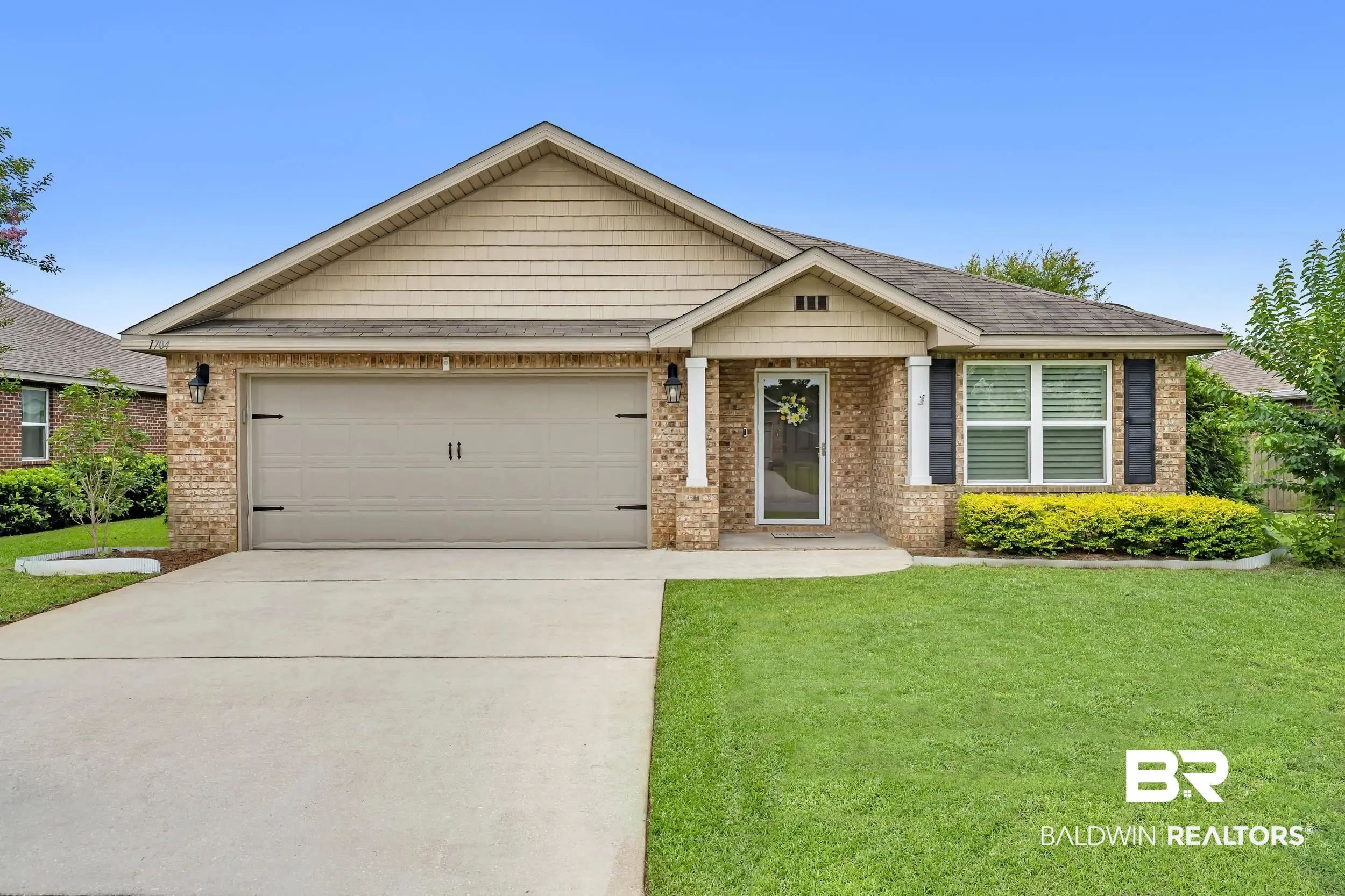 Photo of Listing #397841