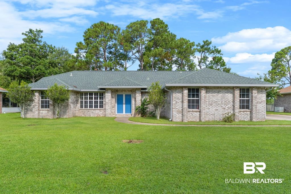 5007 Shoshone Dr, Pensacola