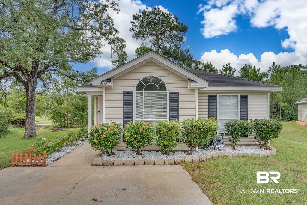 4615 Green Forest Ct, Mobile