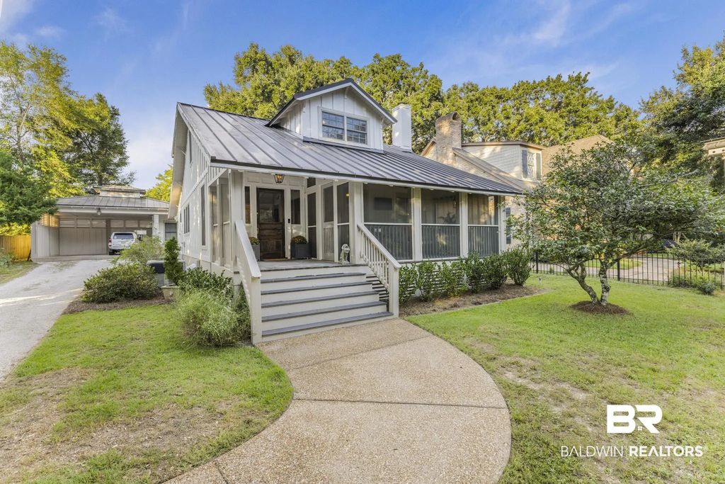 155 Pier Avenue, Fairhope
