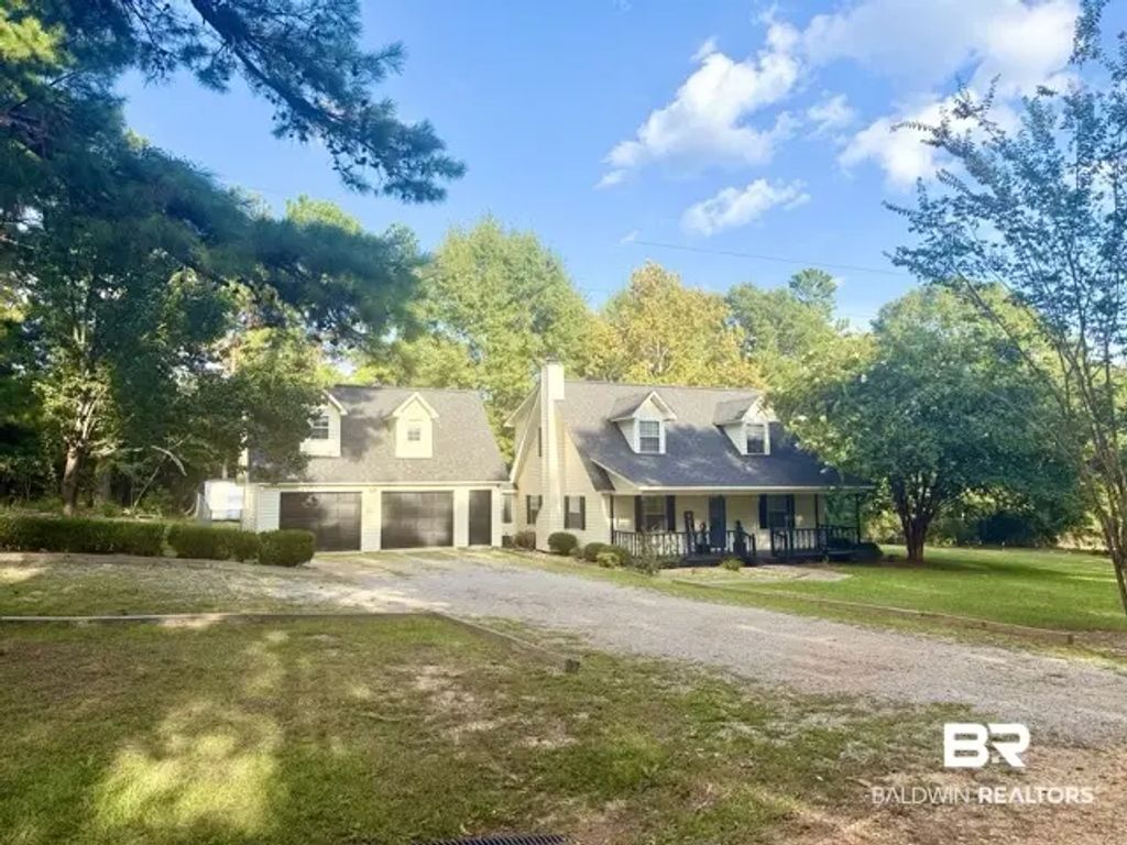 120 Overlook Lane, Brewton