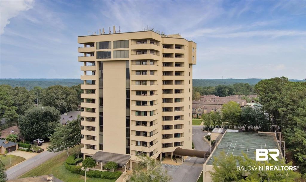 100 Tower Drive 403, Daphne
