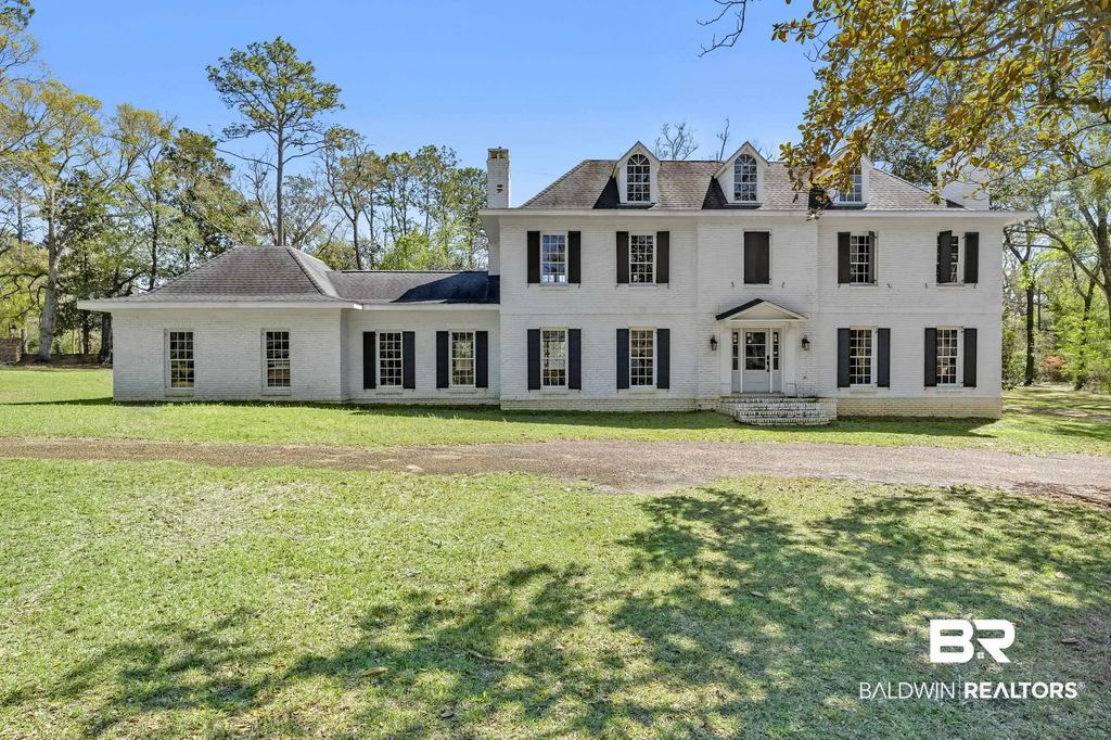 5801 S Fairfax Road, Mobile