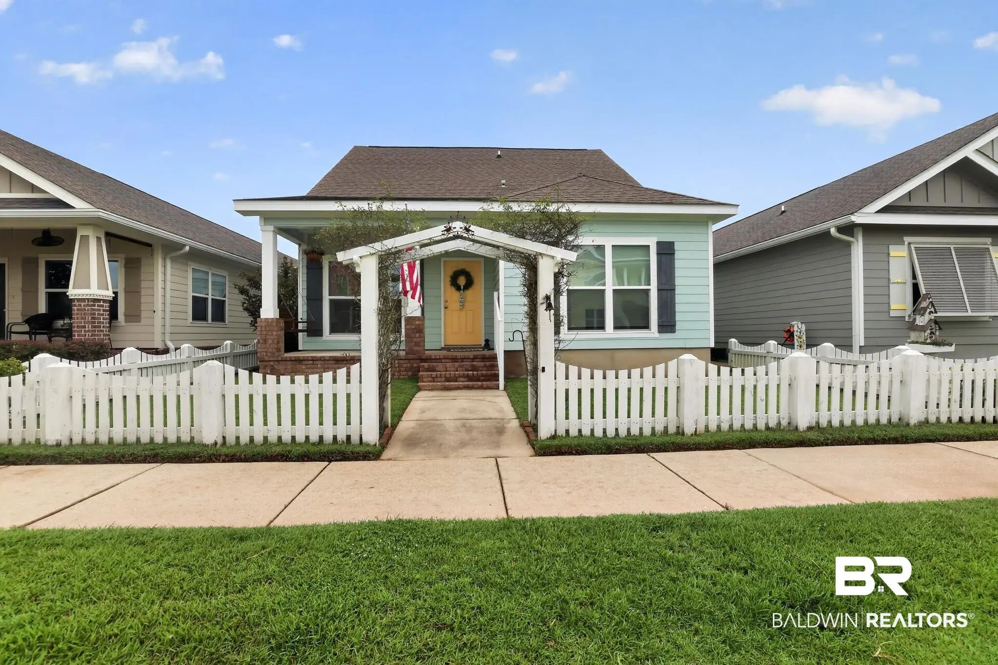 Photo of Listing #398356