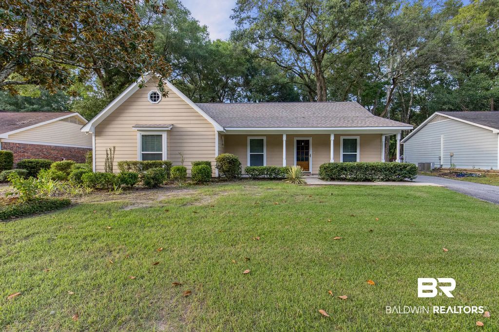 5620 Candia Ct, Mobile