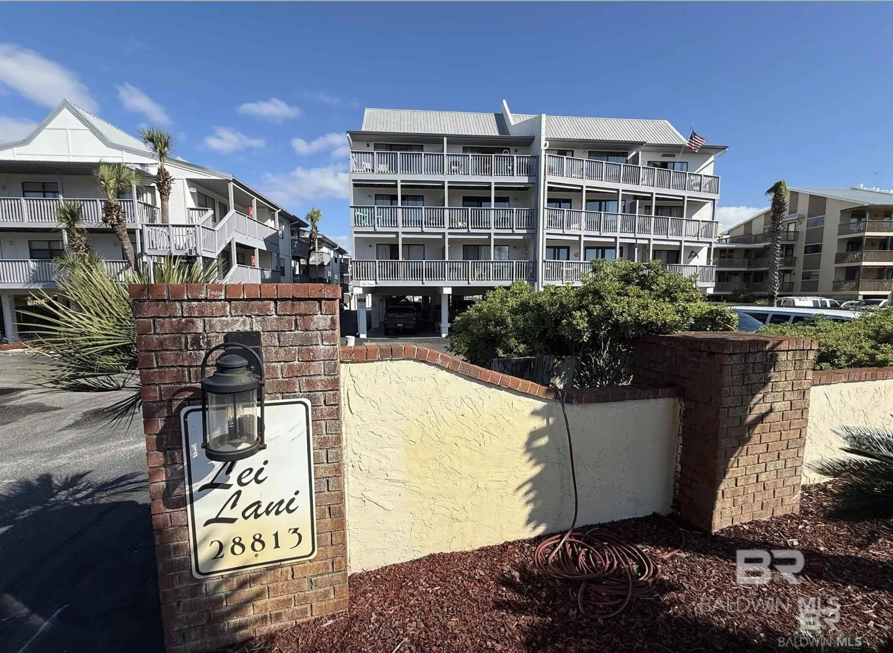 Photo of Listing #376612