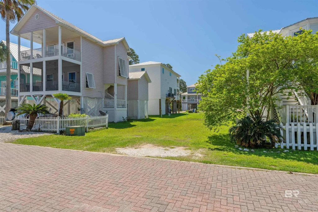 12475 State Highway 180, Gulf Shores