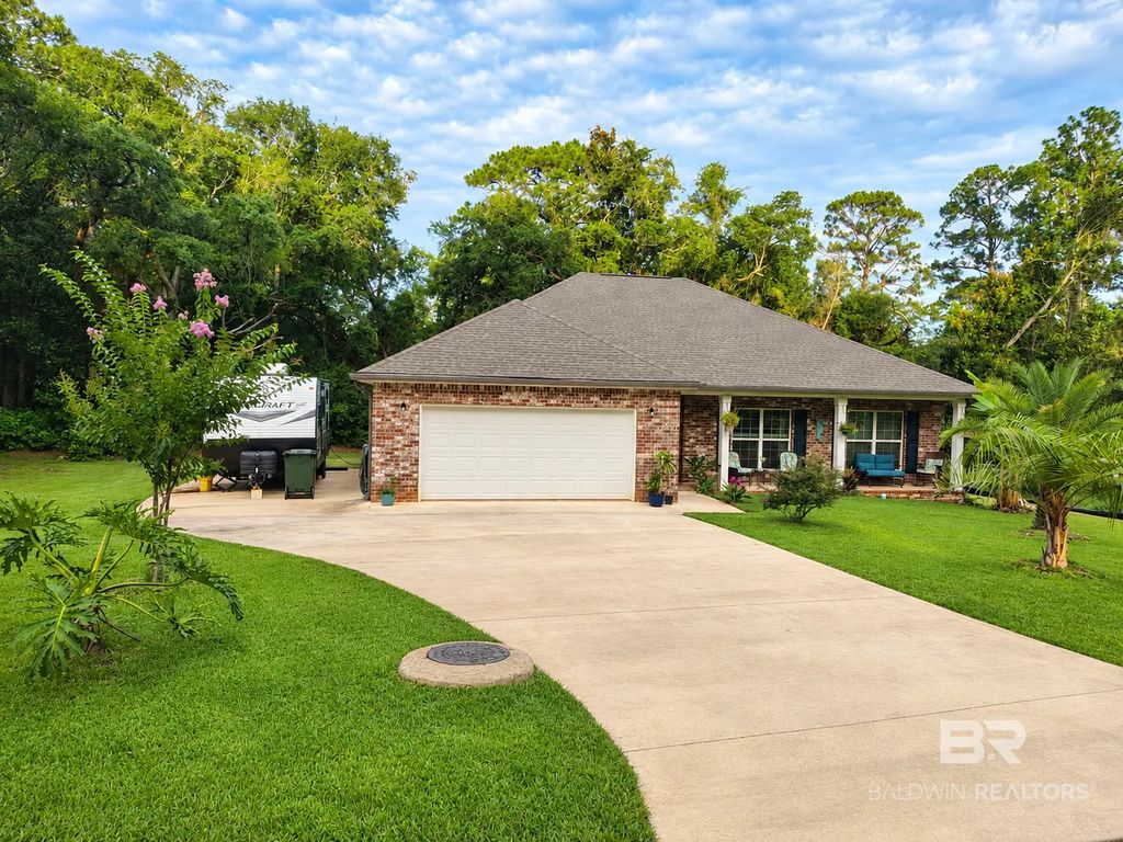 2593 Rosinton Circle, Lillian