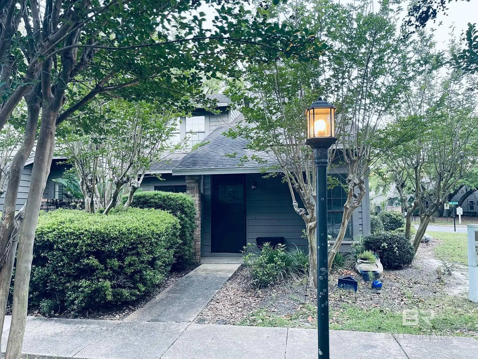 Photo of Listing #377648