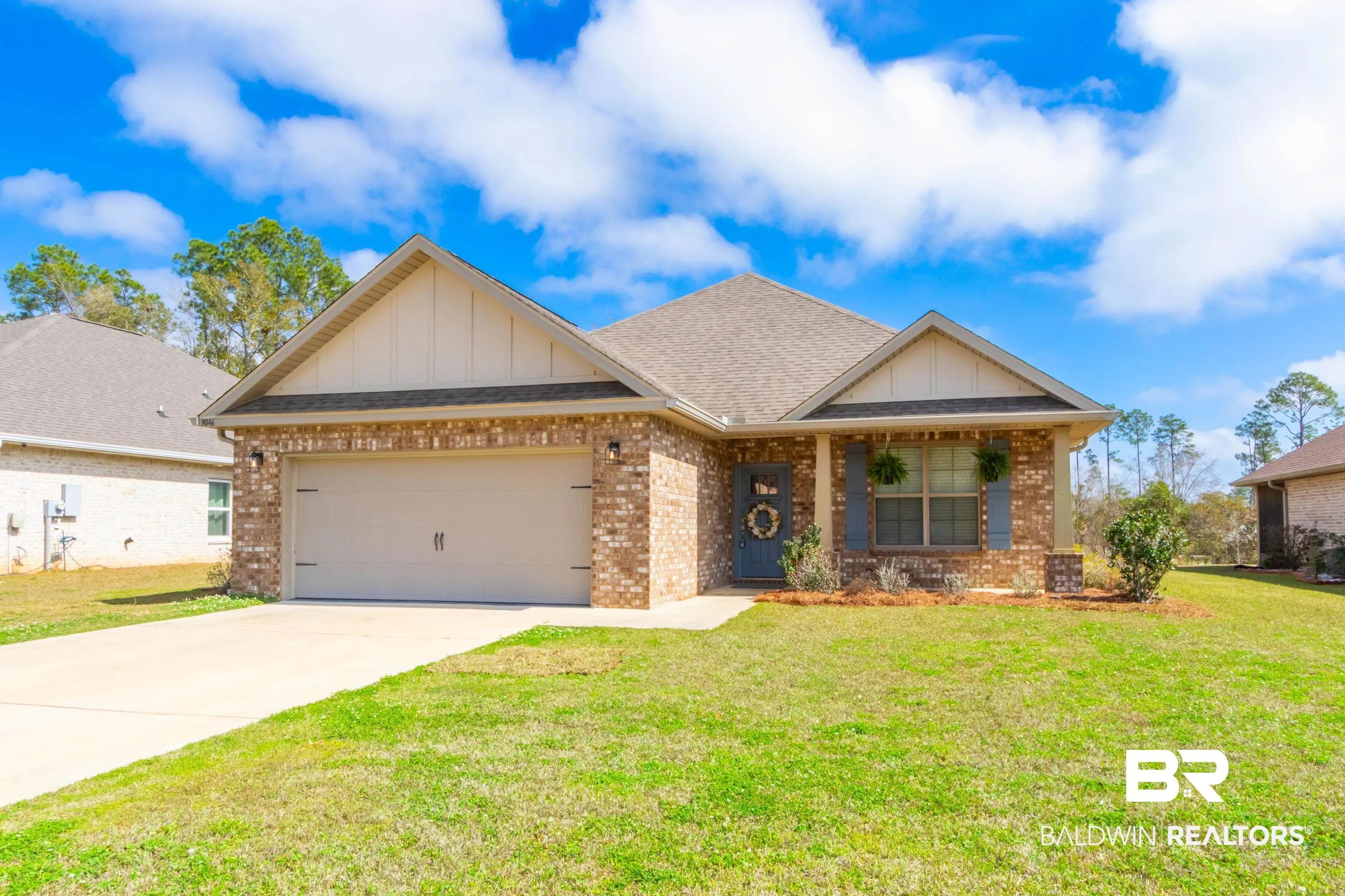 Photo of Listing #392922