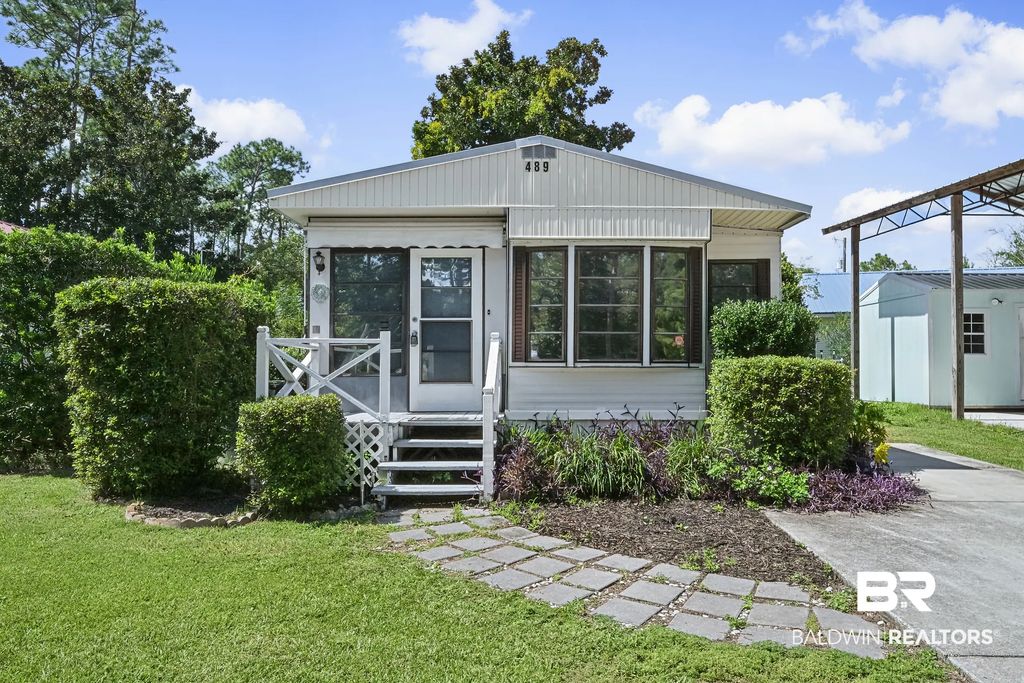 489 Elberta Loop, Lillian