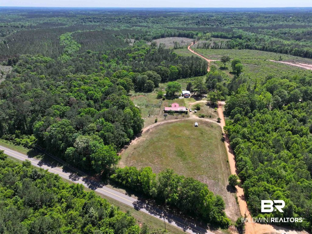 99 Johnston Lane, Evergreen