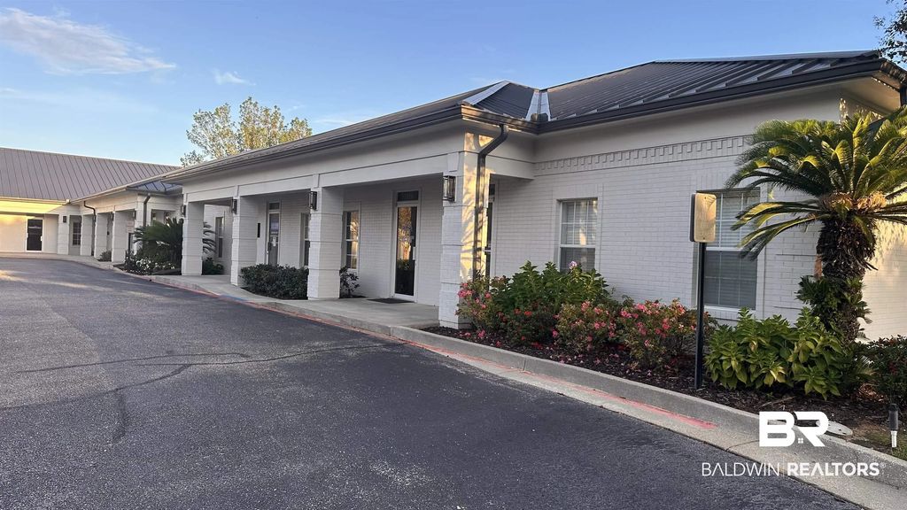 1544 W 2nd Street 117, Gulf Shores