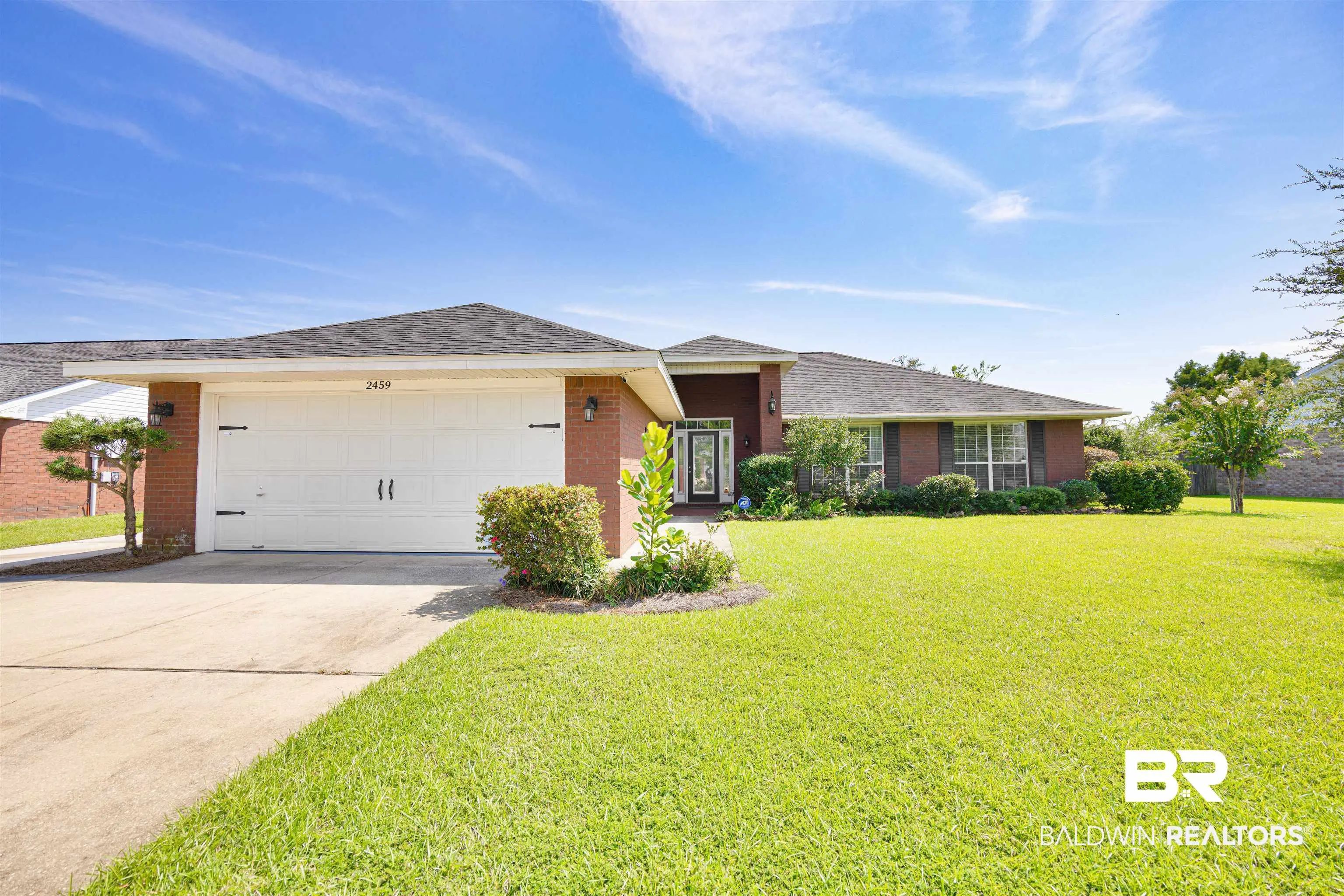 Photo of Listing #383493