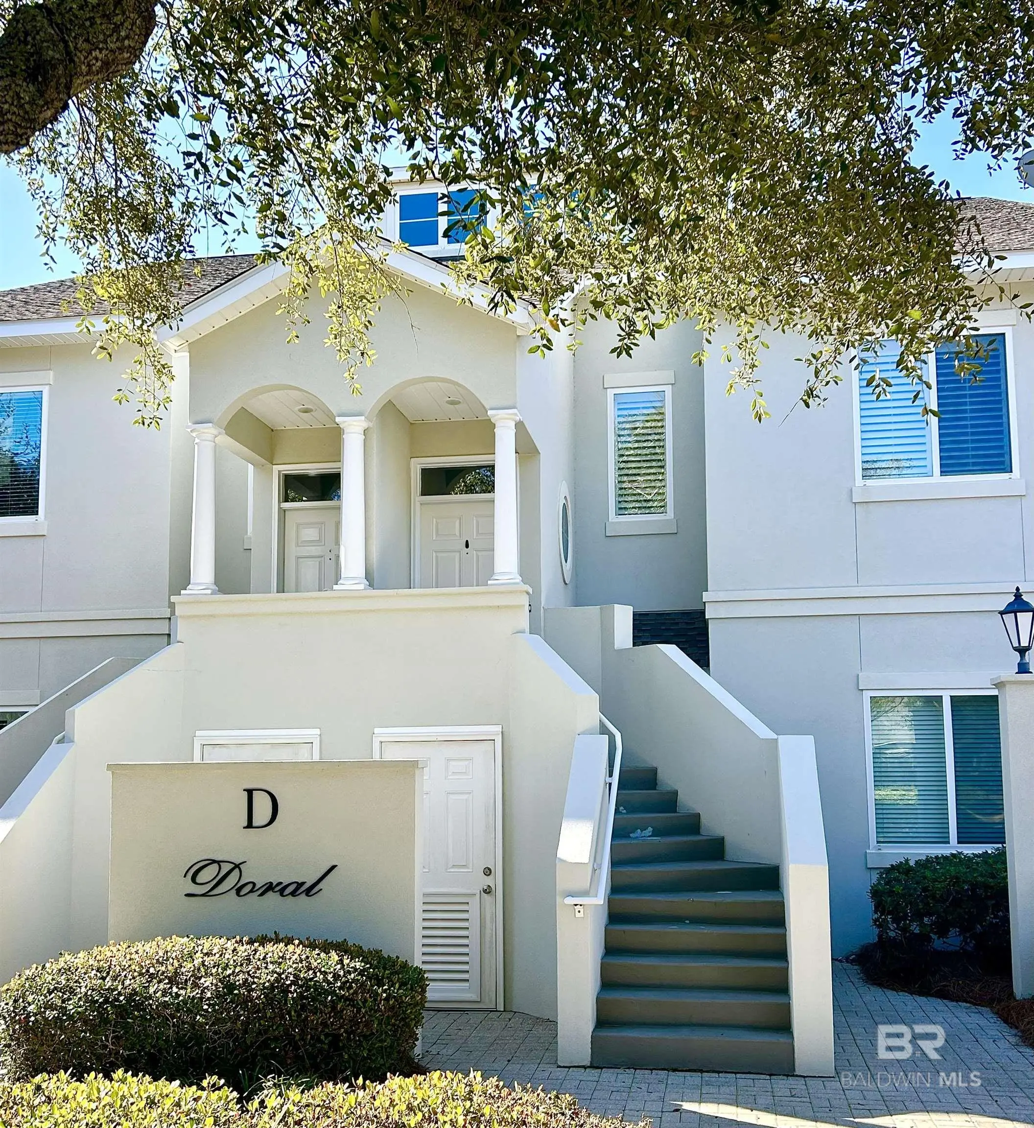 Photo of Listing #374826