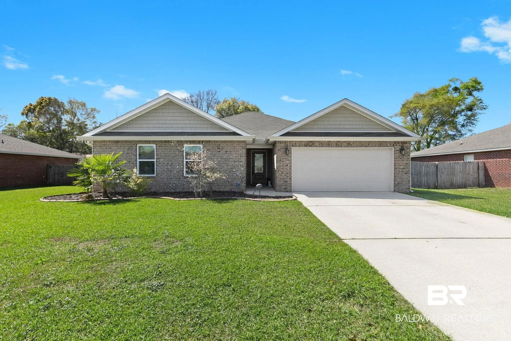 Photo of Listing #393334