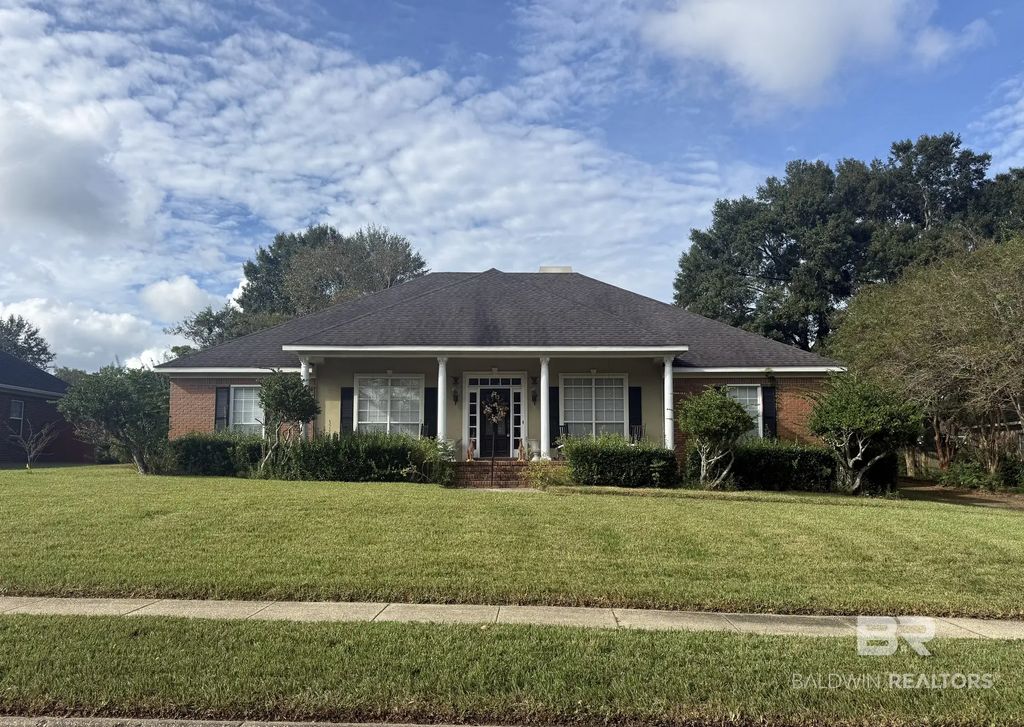 7642 Pembroke Circle, Mobile