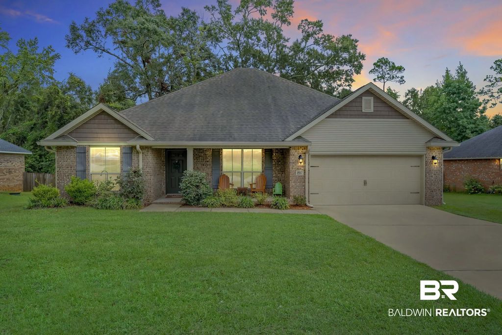 25917 Lakeland Drive, Loxley