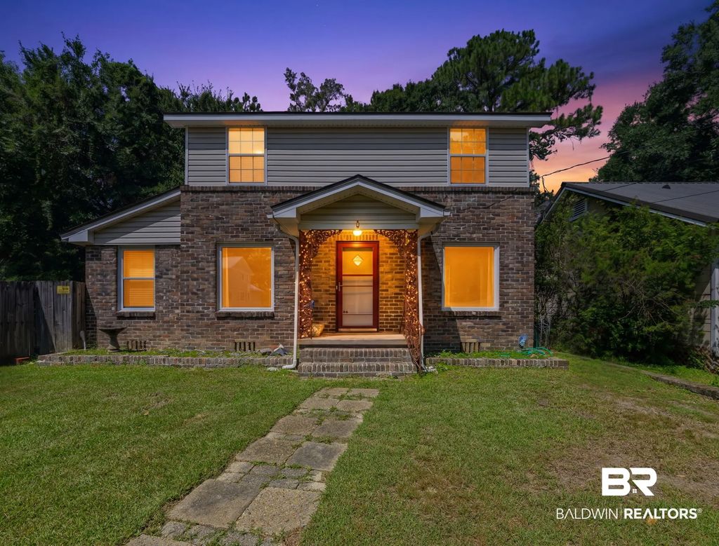 262 Seminole Street, Mobile