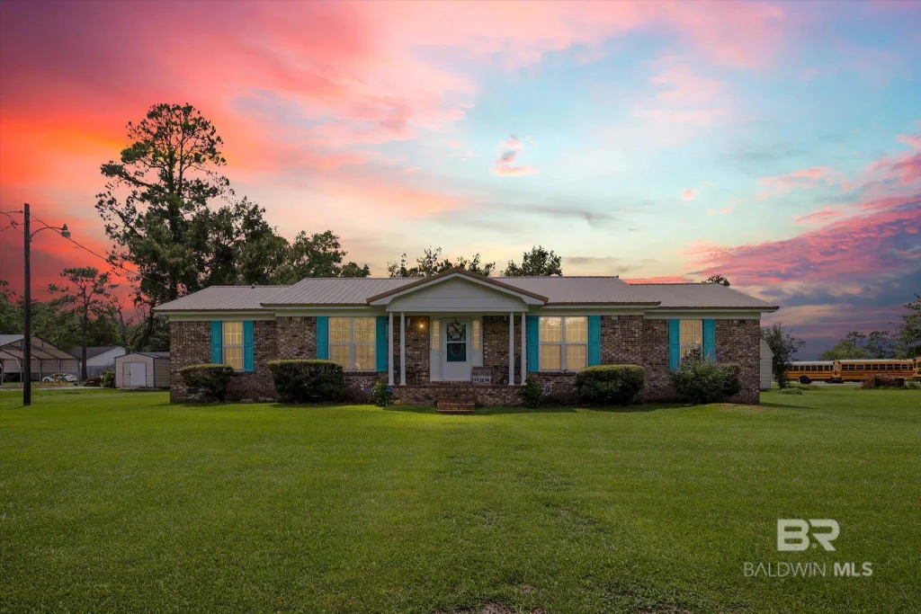 14230 S Wintzell Avenue, Bayou La Batre