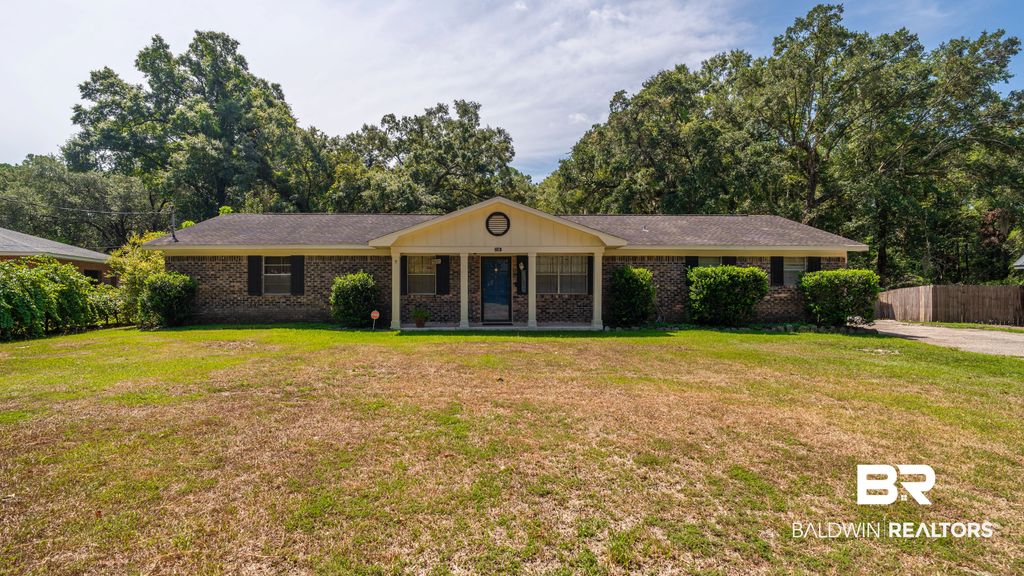 1113 Robert Williams Drive, Saraland