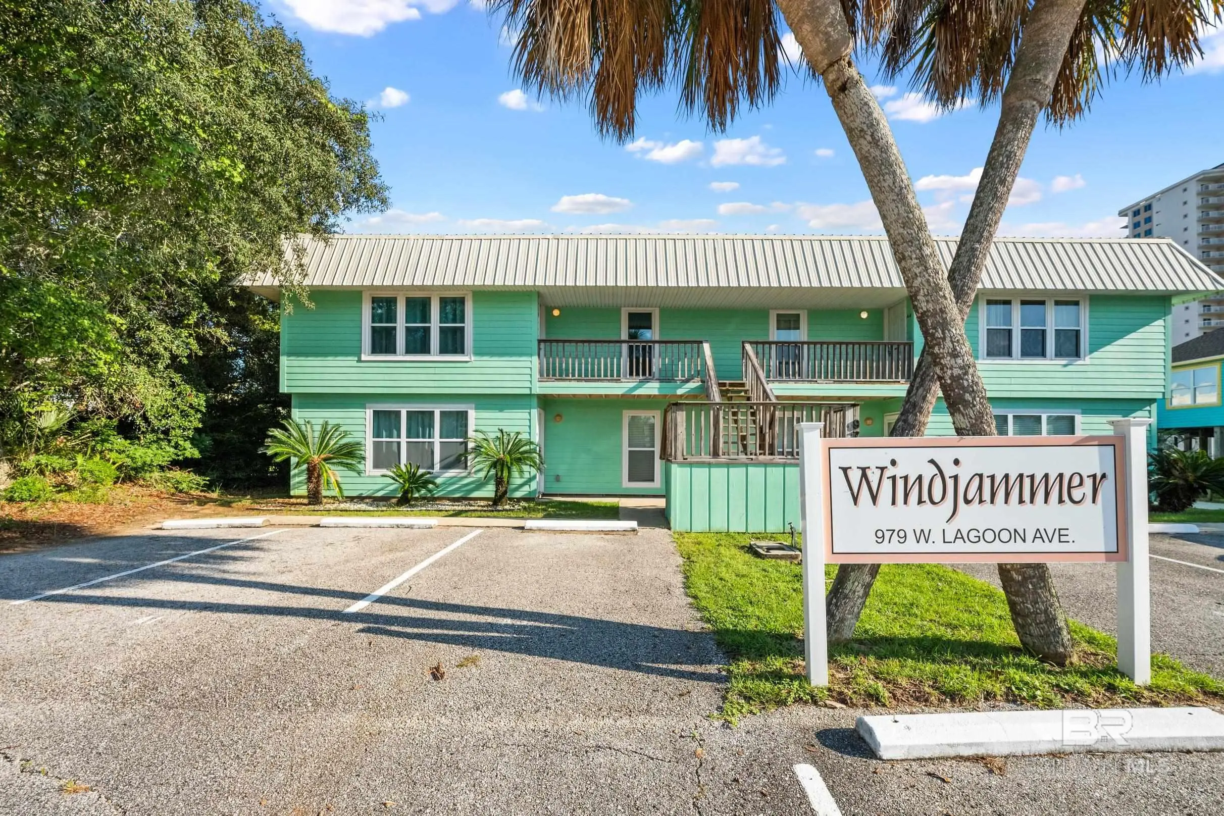 Photo of Listing #383673