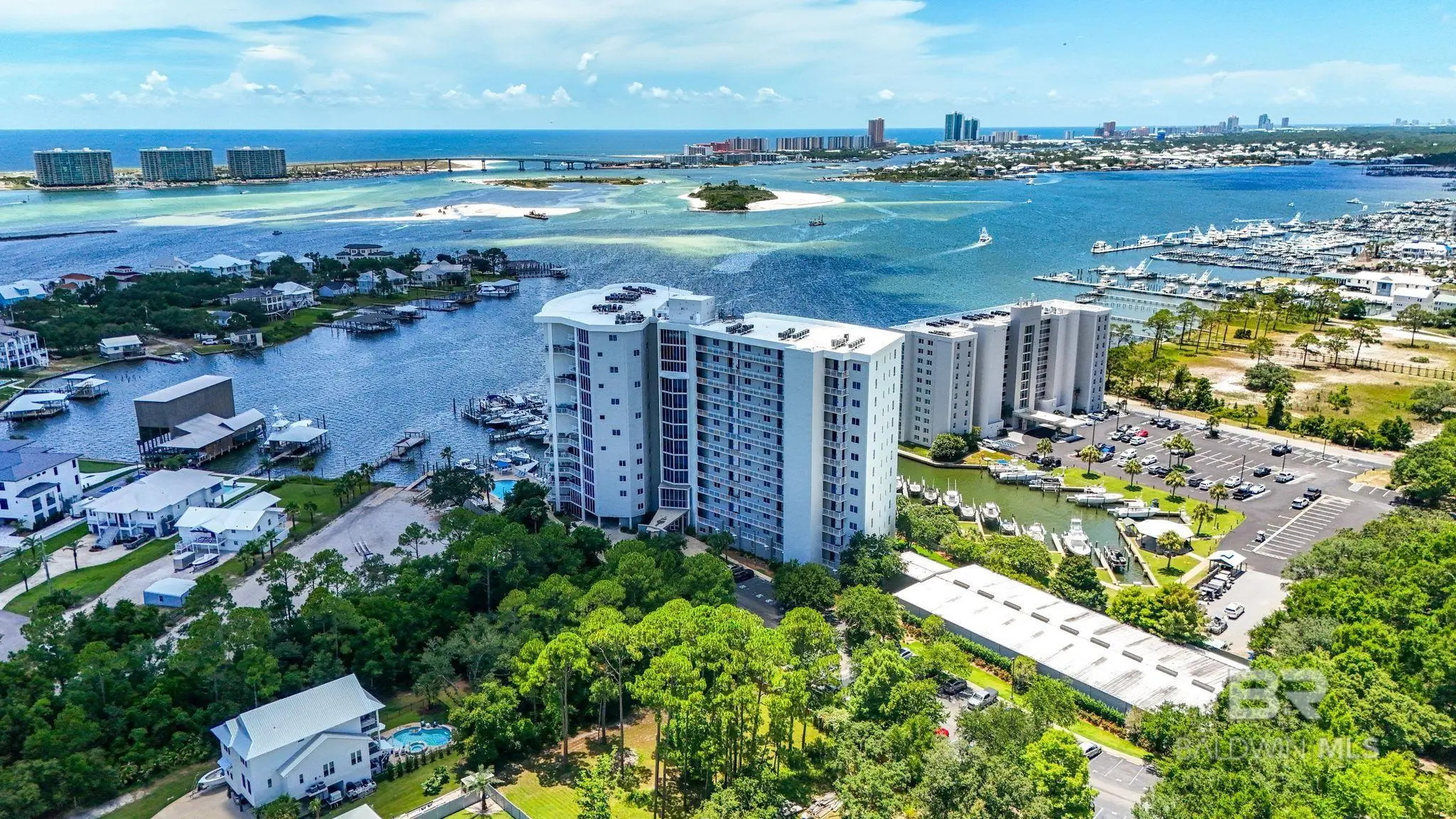 Photo of Listing #382141