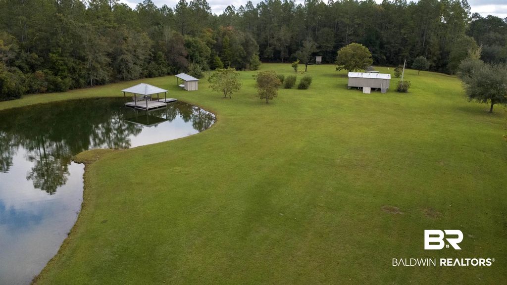 25151 Goat Cooper Road, Robertsdale