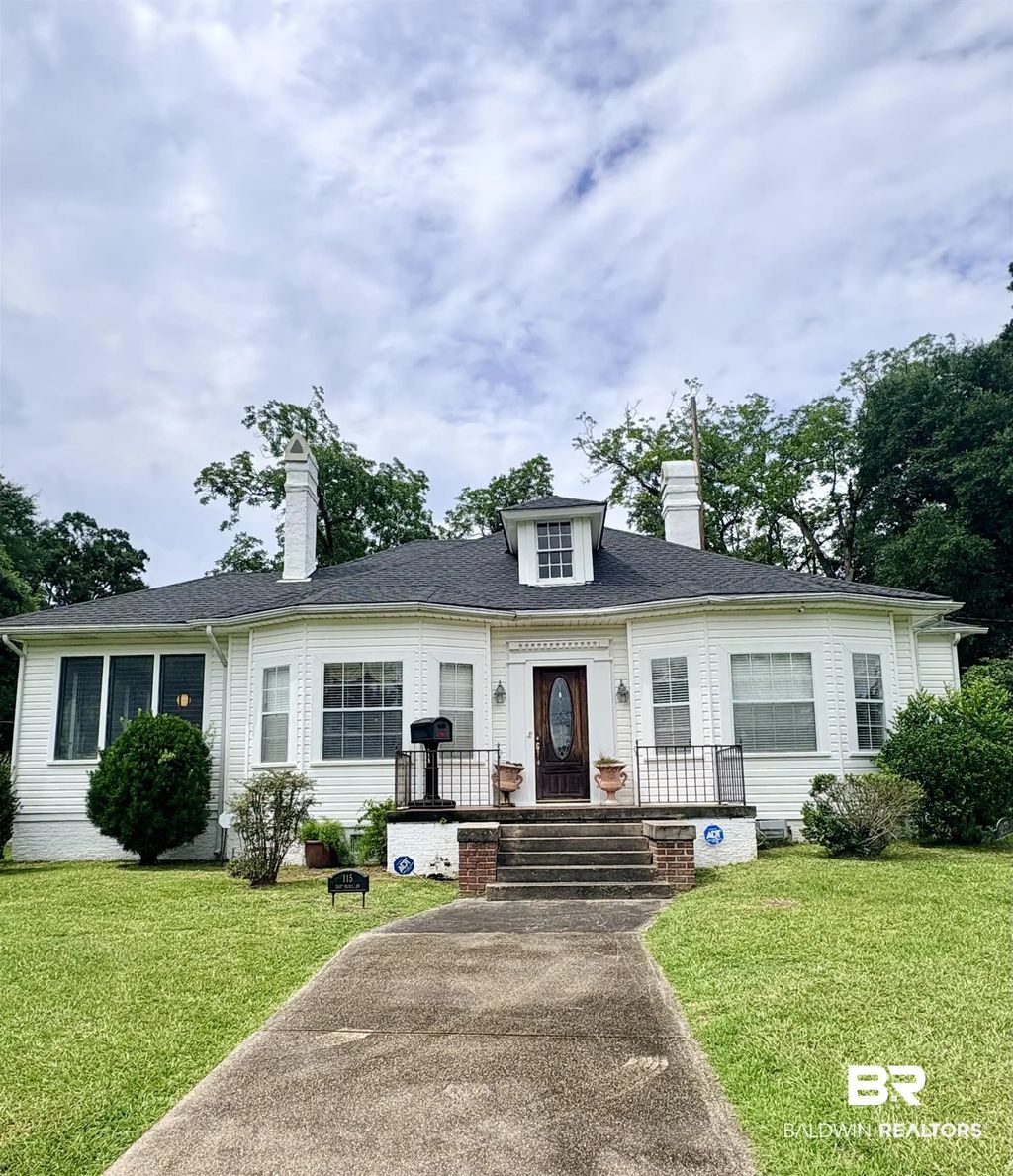 115 E Mcmillan Street, Evergreen