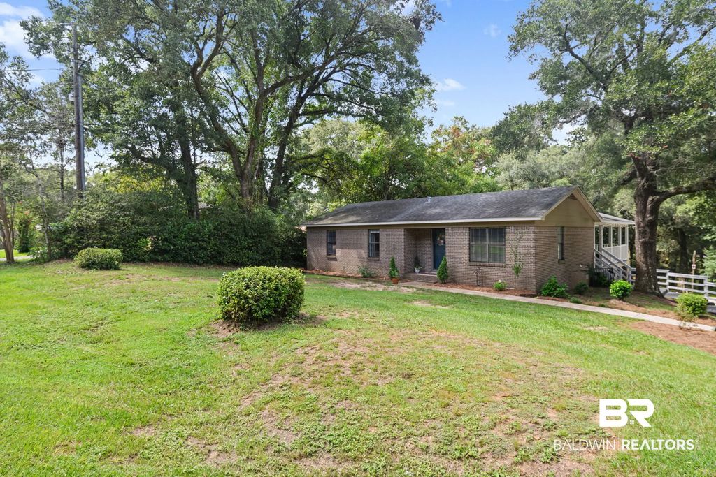 5410 Johnson Road, Theodore