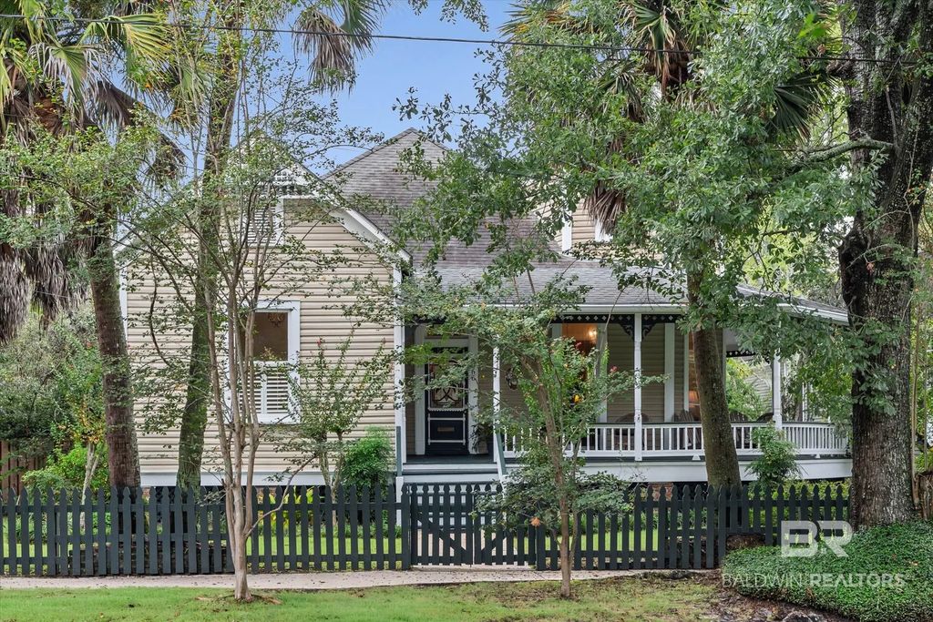 1066 Church Street, Mobile