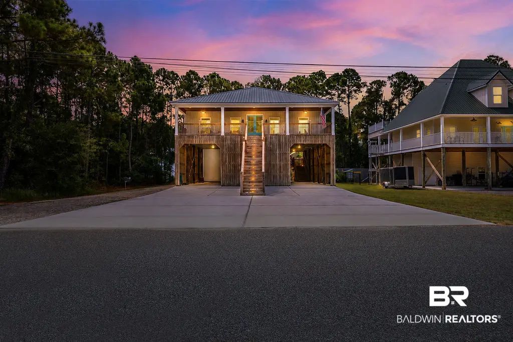 303 Conde Avenue, Dauphin Island