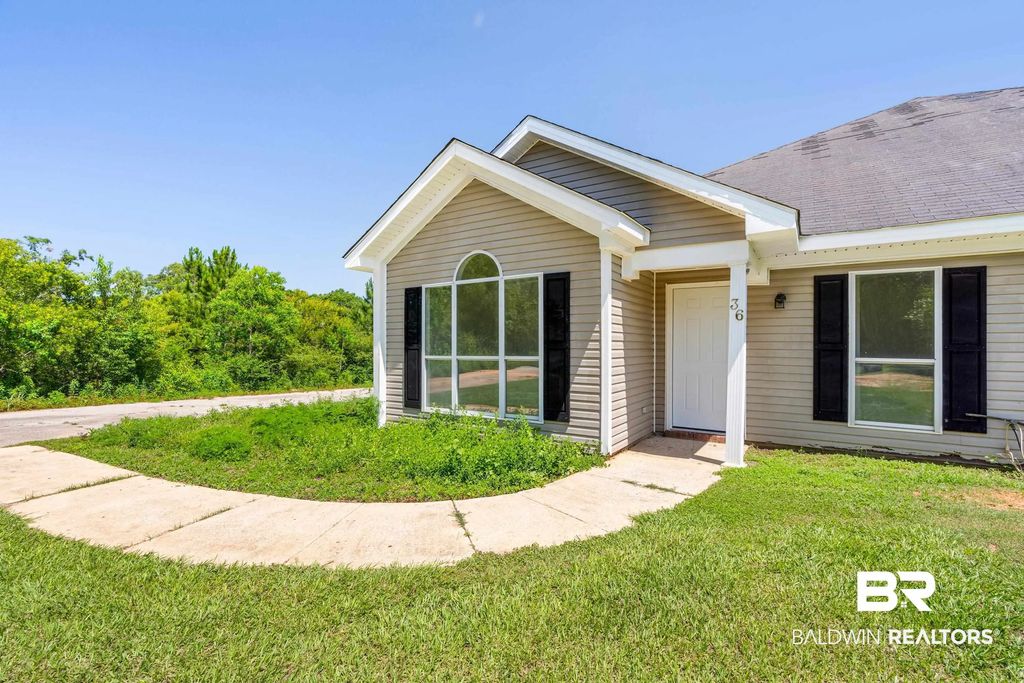 8053 Stacy Road 36, Mobile