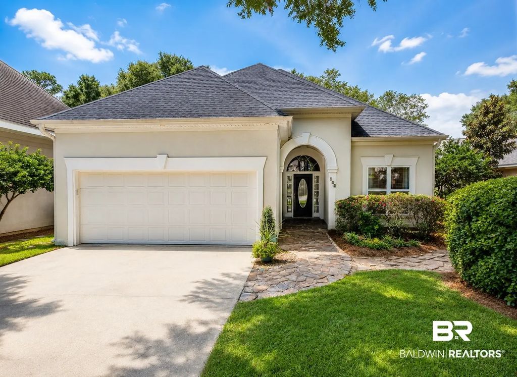 104 Cedar Point, Fairhope