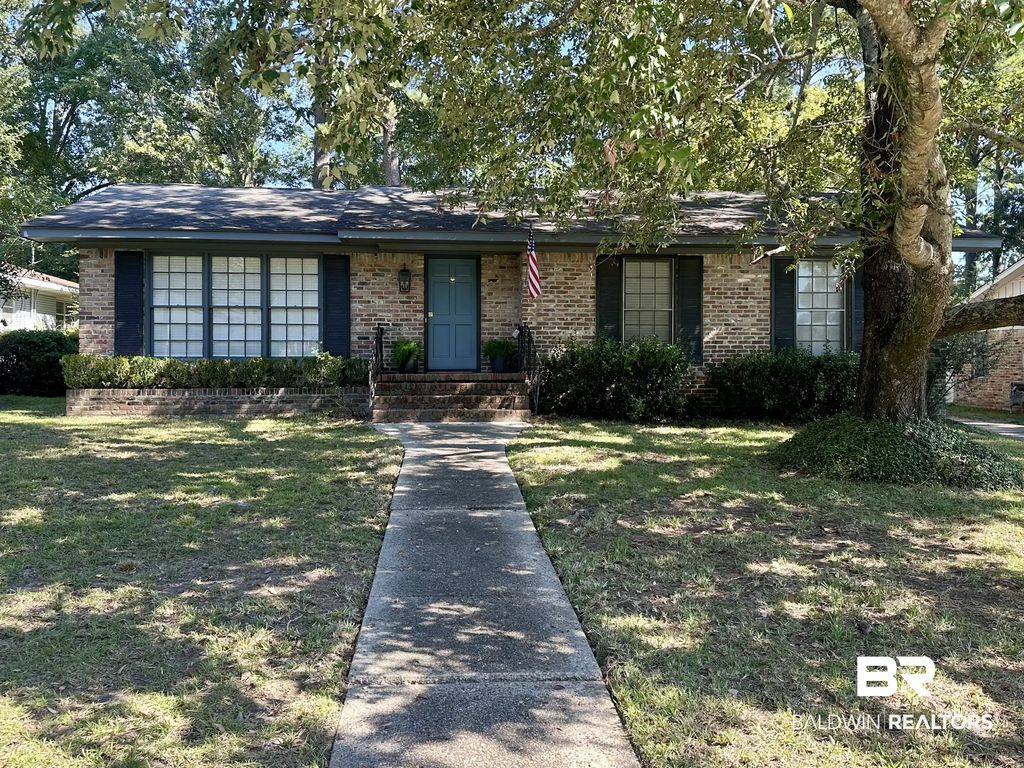 2760 Brevard Drive, Mobile
