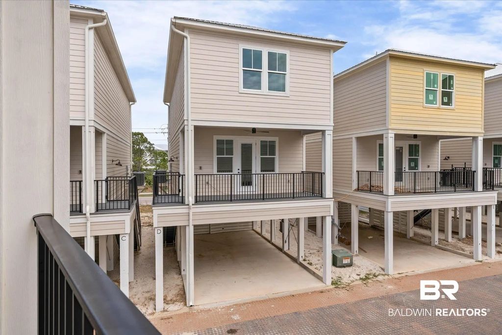 951 W Lagoon Avenue D, Gulf Shores