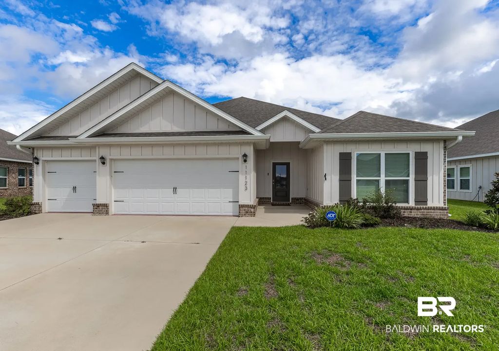 11123 Genuine Risk Circle, Daphne