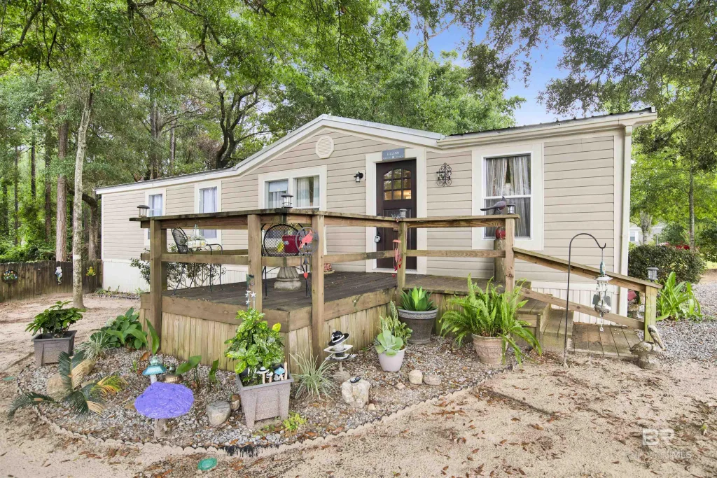 1854 Suavez Drive, Lillian