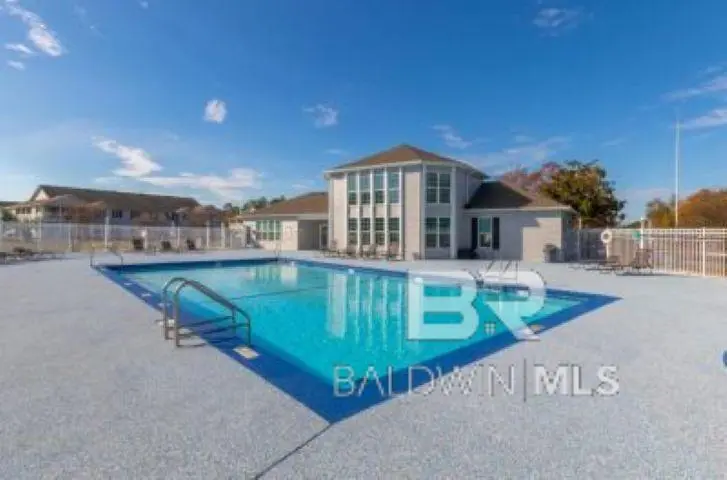 Photo of Listing #377090