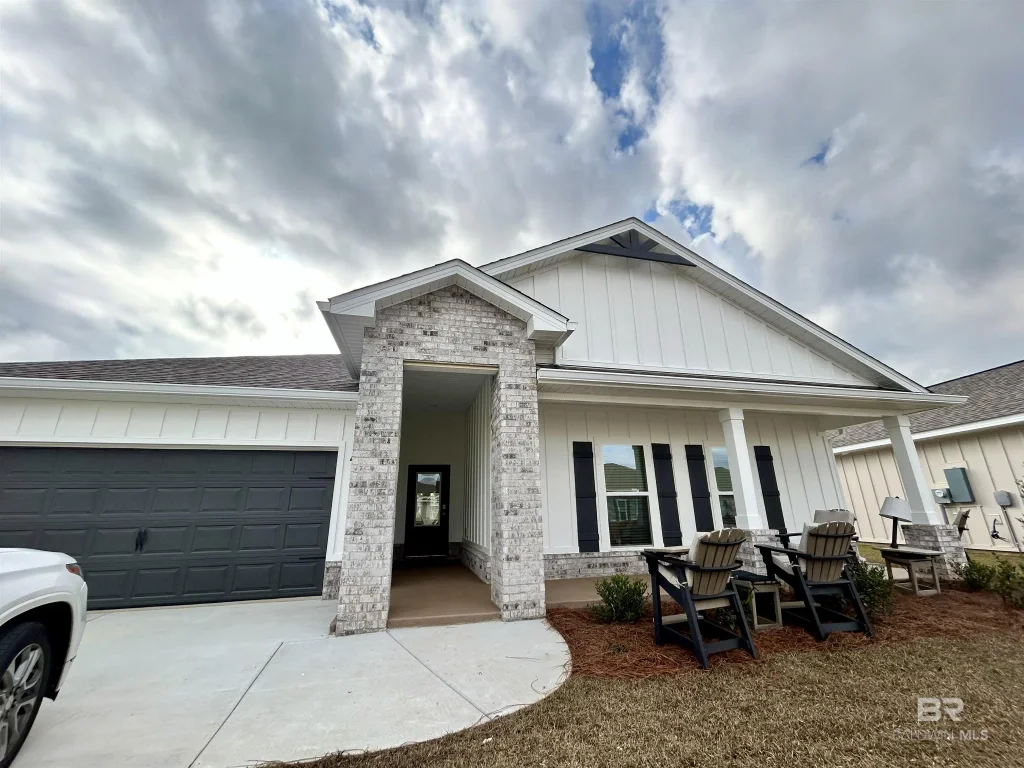 8708 Sea Star Circle, Foley