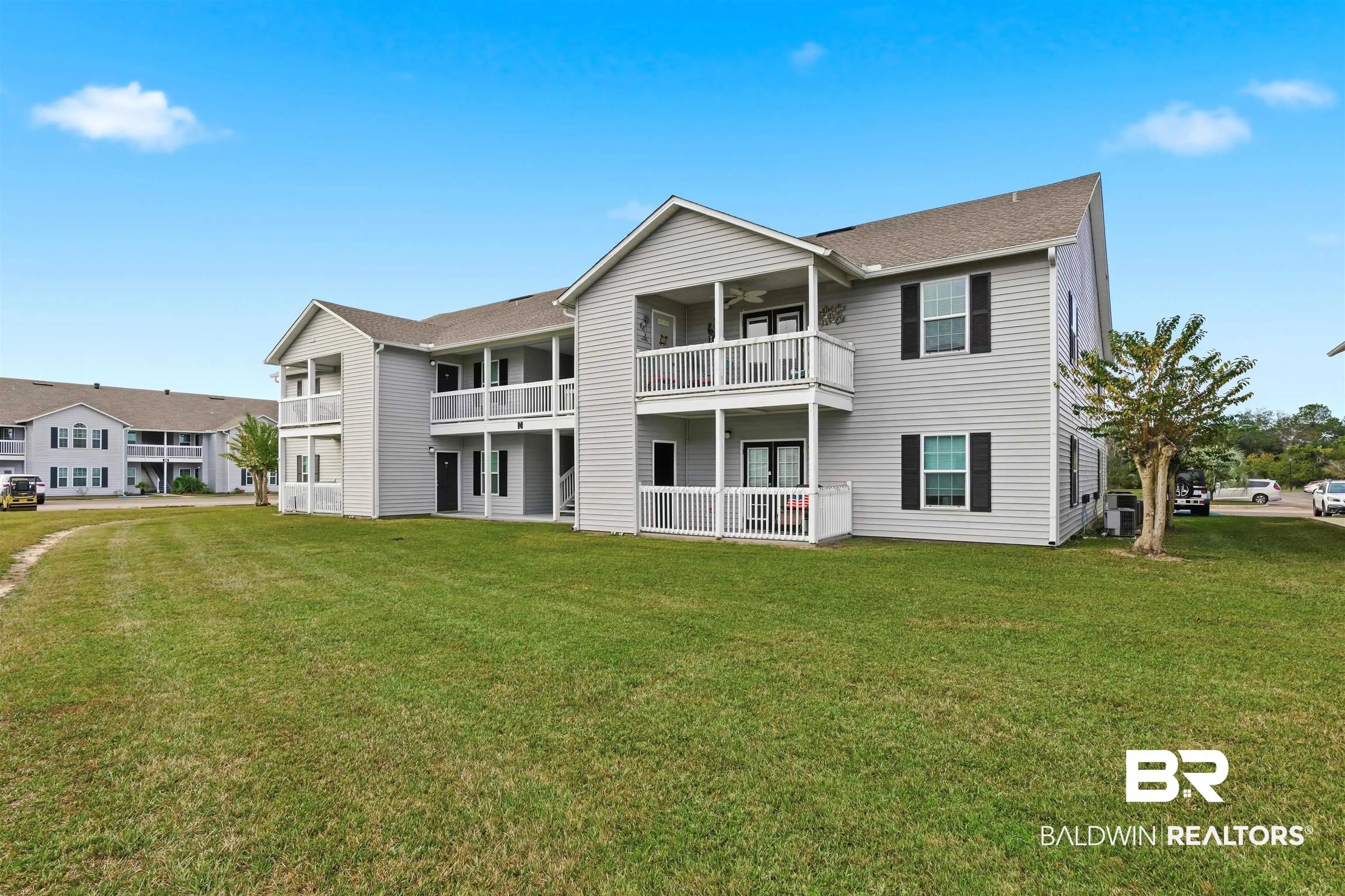 Photo of Listing #389614