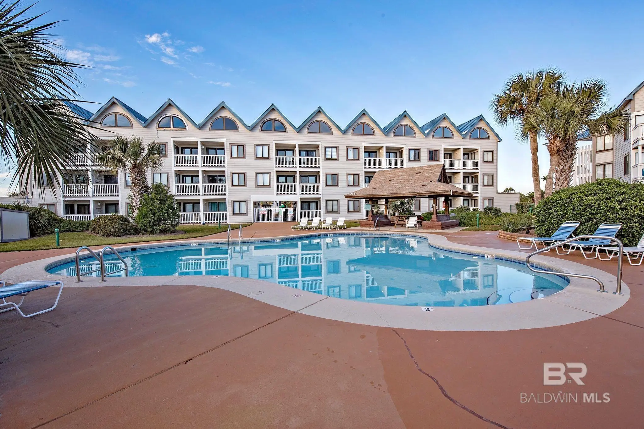 Photo of Listing #374137