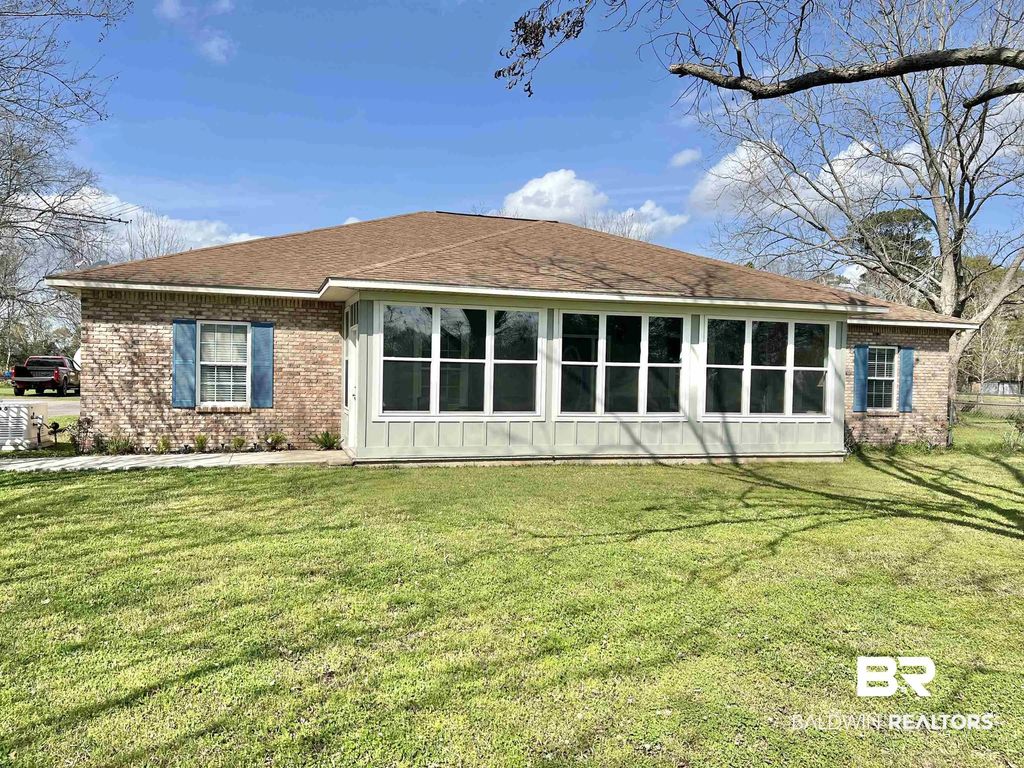 2259 E Laurel Street, Atmore