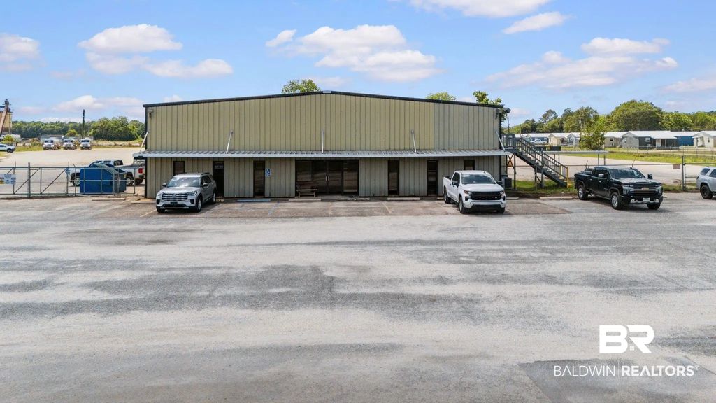 2797 Highway 21, Atmore