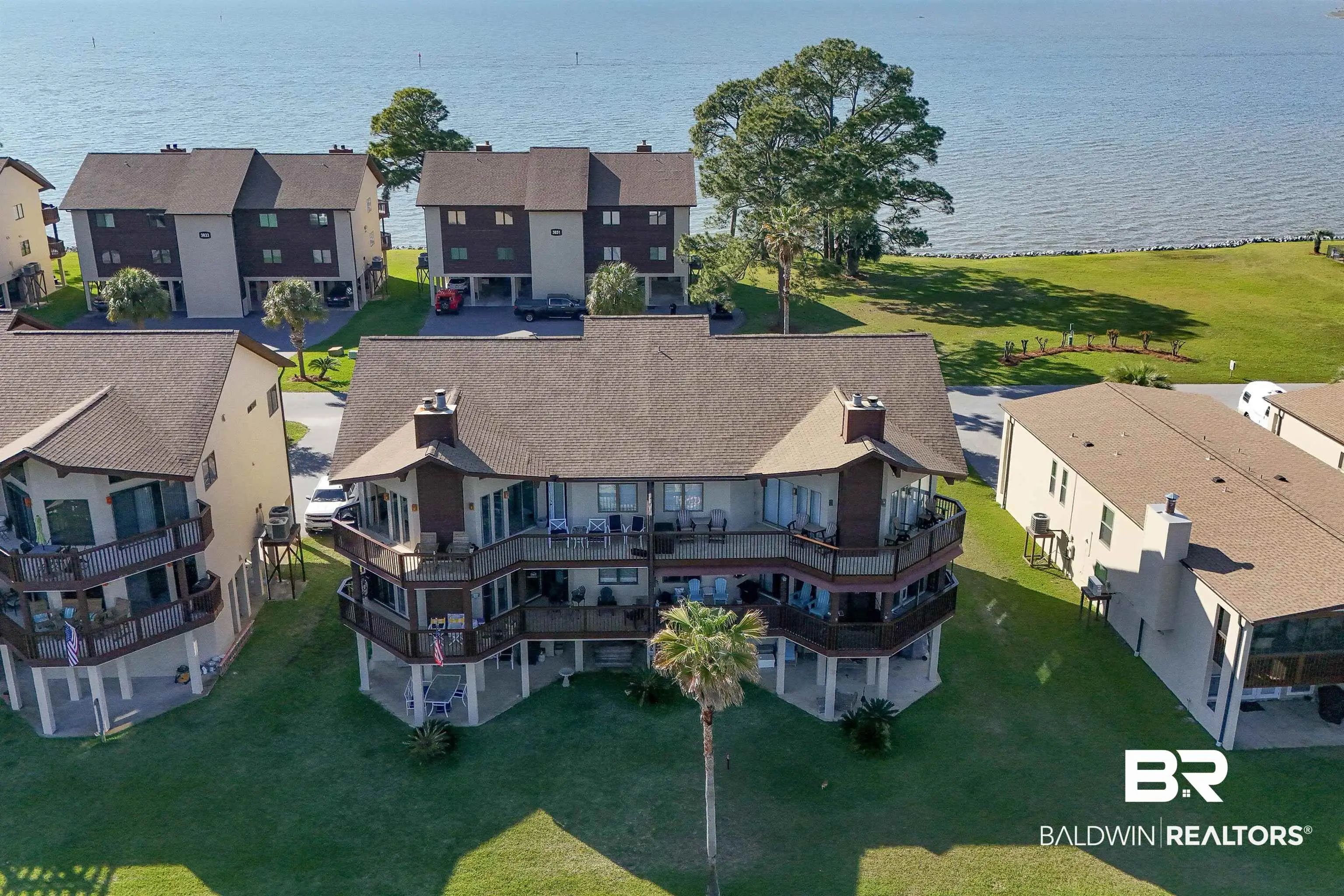 Photo of Listing #393064