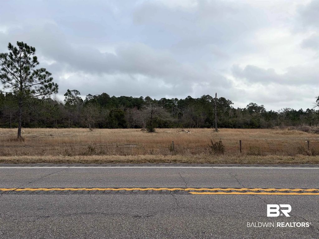 10585 Bellingrath Road, Theodore