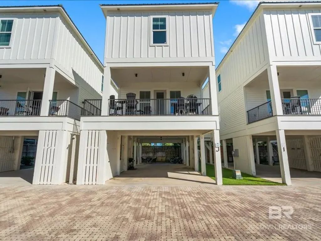 1050 West Beach Blvd J, Gulf Shores