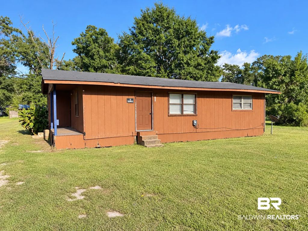 728 Johnson Street, Atmore