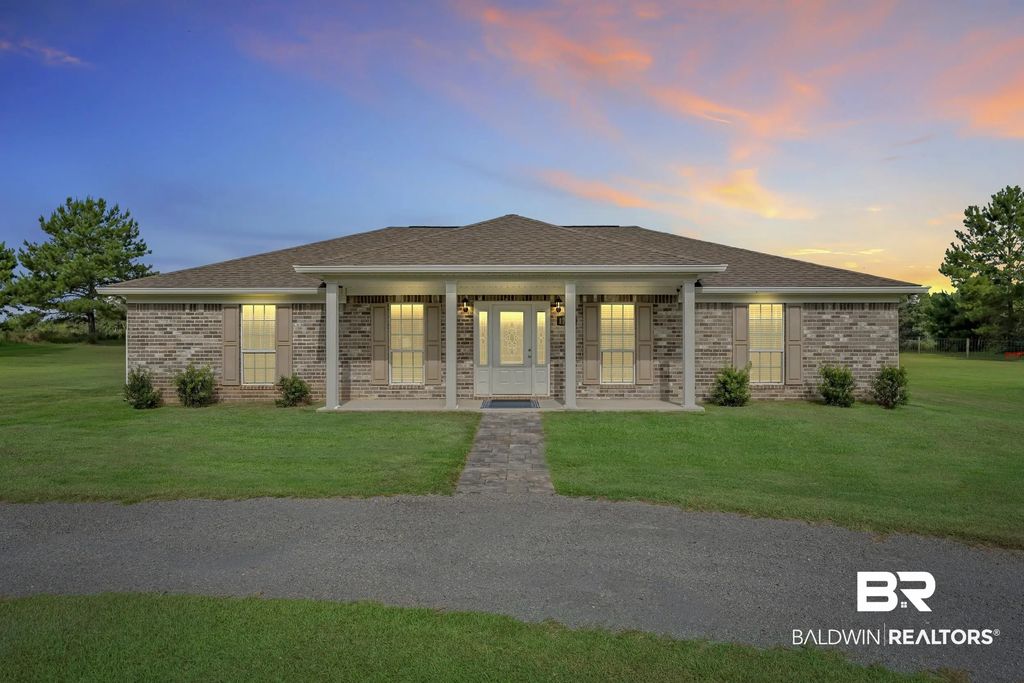 17153 County Road 87, Elberta