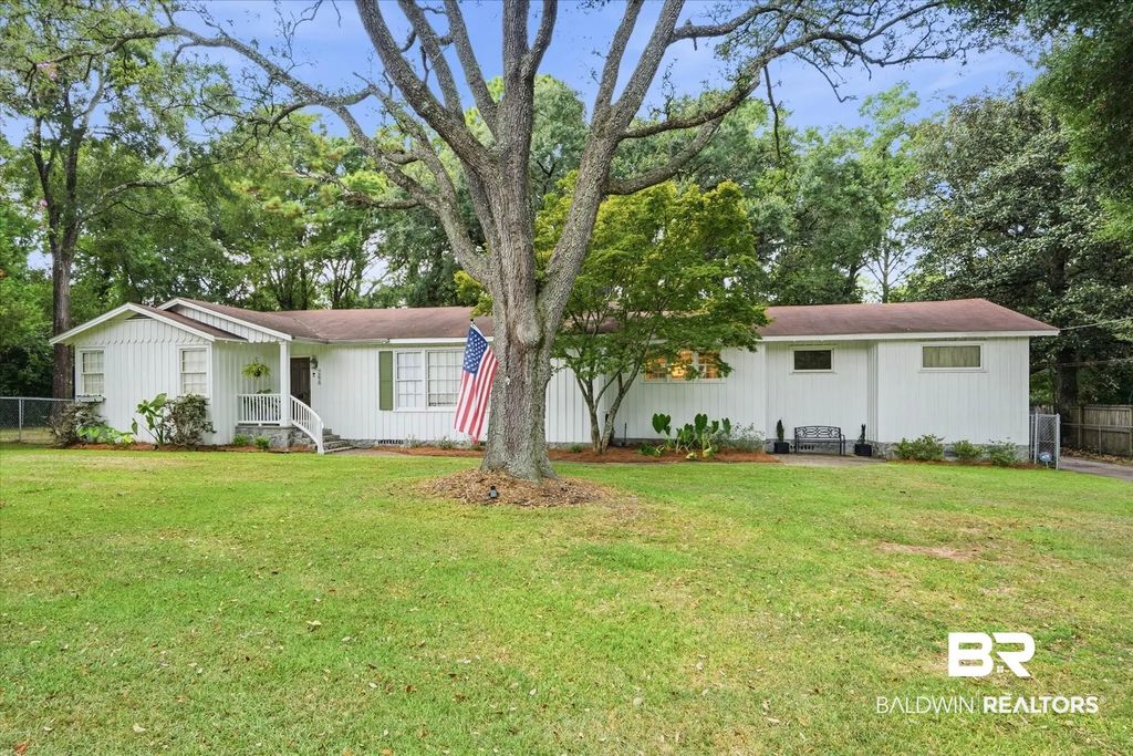 268 Carnation Street, Mobile